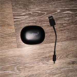 Black Wireless Earbuds with Charging Cable Brand Hottips